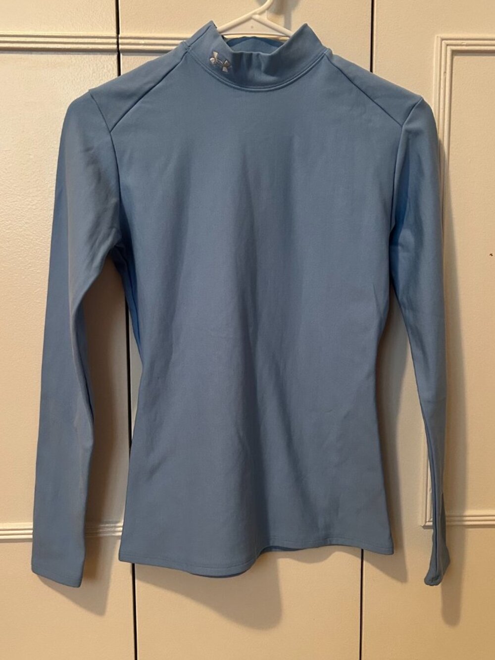 Under Armour Women's Blue Mock Neck Long Sleeve Fitted Top Size M